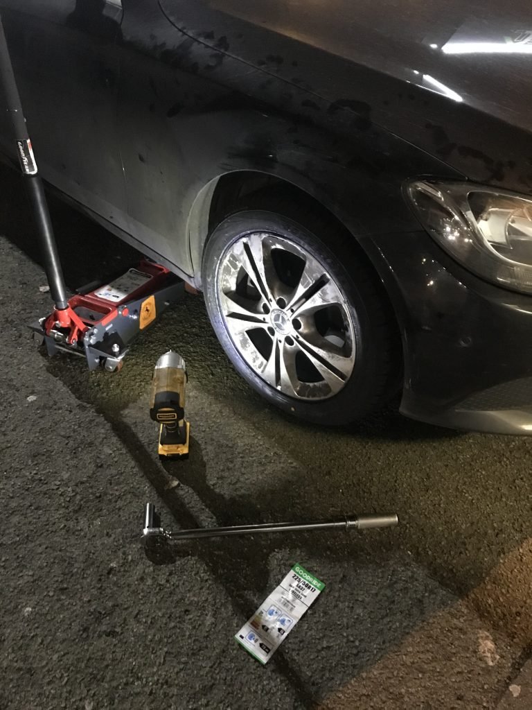 24 hour mobile tyre fitting services