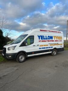 Mobile tyre fitting in London - Yellow Tyres