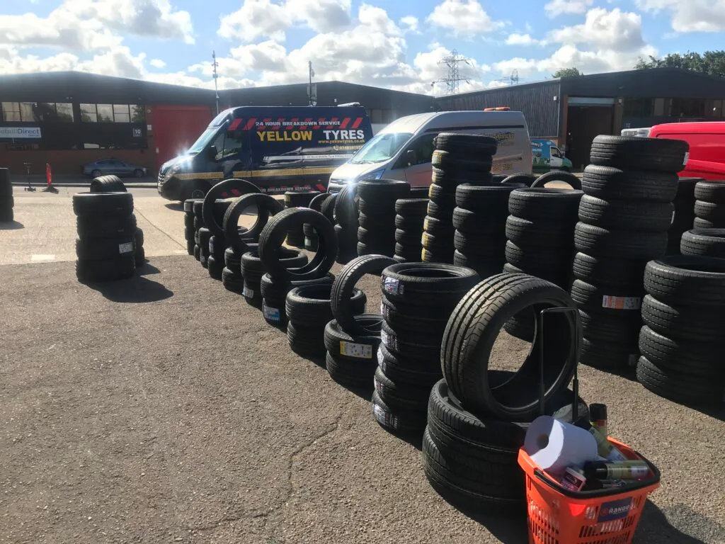 Car and Van Replacement Tyre At Yellow Tyres in London